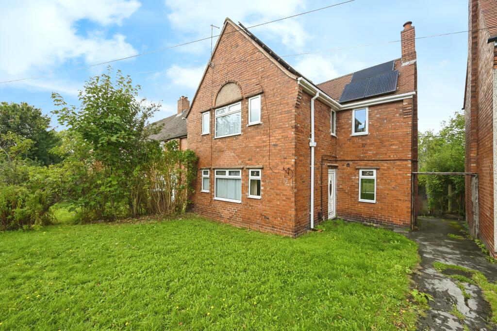 Main image of property: Walgrove Avenue, Chesterfield, Derbyshire, S40