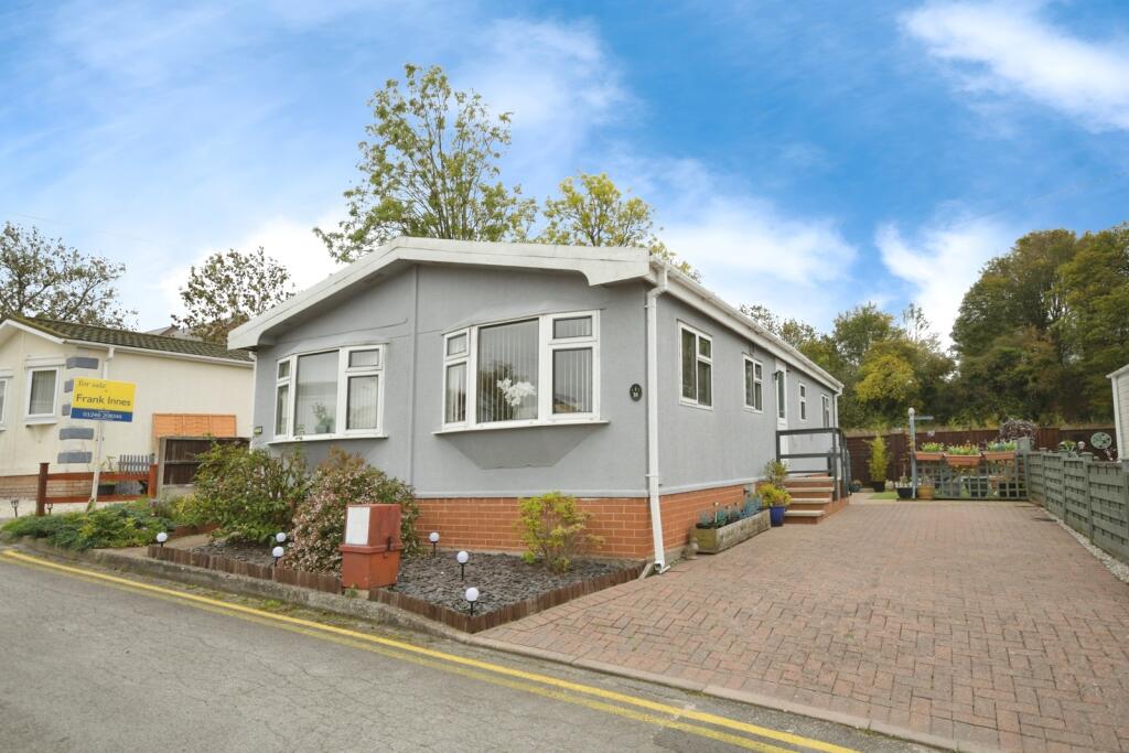 Main image of property: Sunningdale Park, New Tupton, Chesterfield, Derbyshire, S42