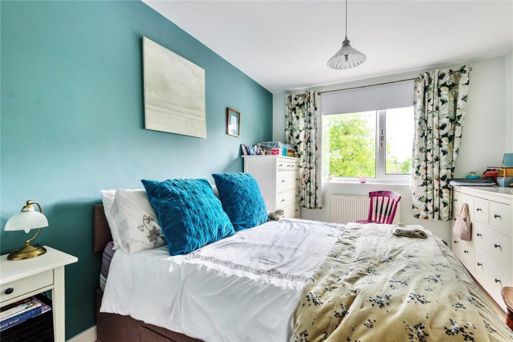 4 bedroom detached house for sale in Kevington Drive, Chislehurst, BR7