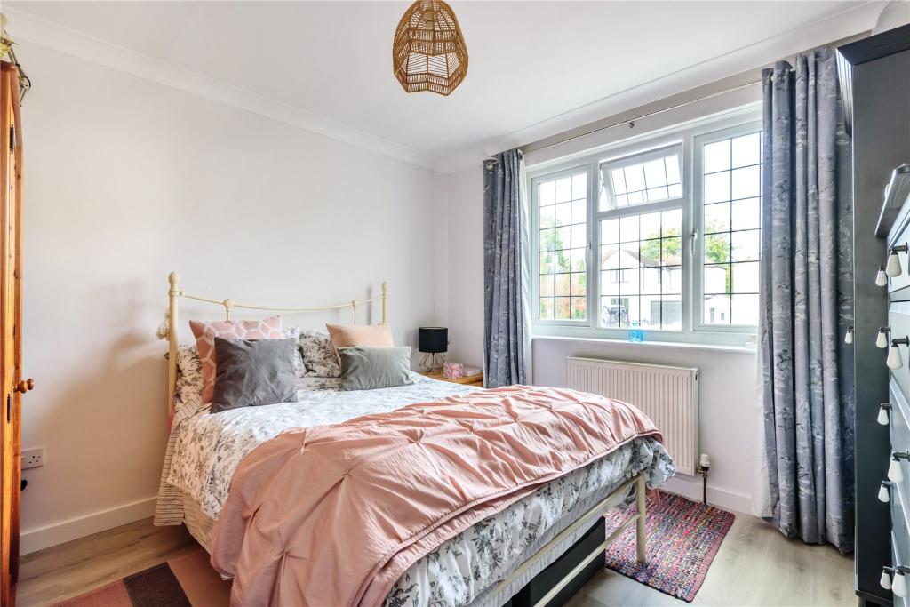 4 bedroom detached house for sale in Kevington Drive, Chislehurst, BR7