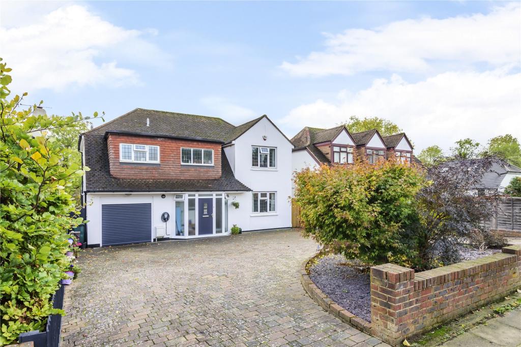 4 bedroom detached house for sale in Kevington Drive, Chislehurst, BR7