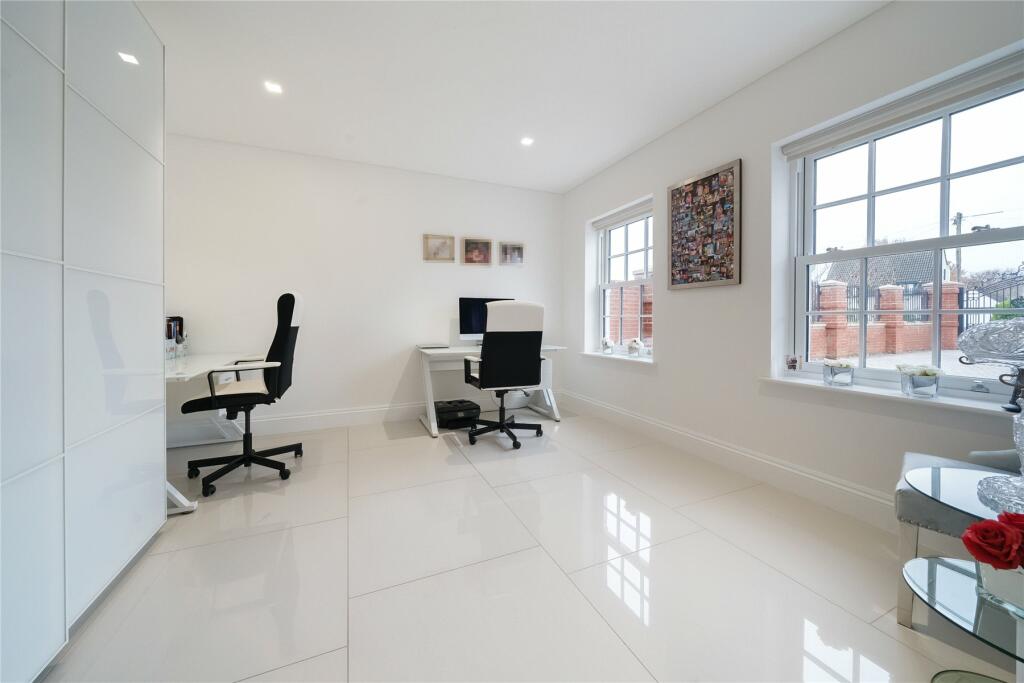 Additional property image - Marlings Park Avenue, Chislehurst