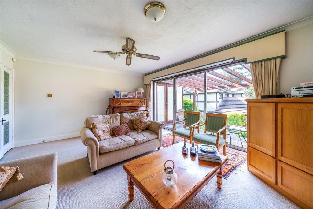 Additional property image - Holmbury Park, Bromley