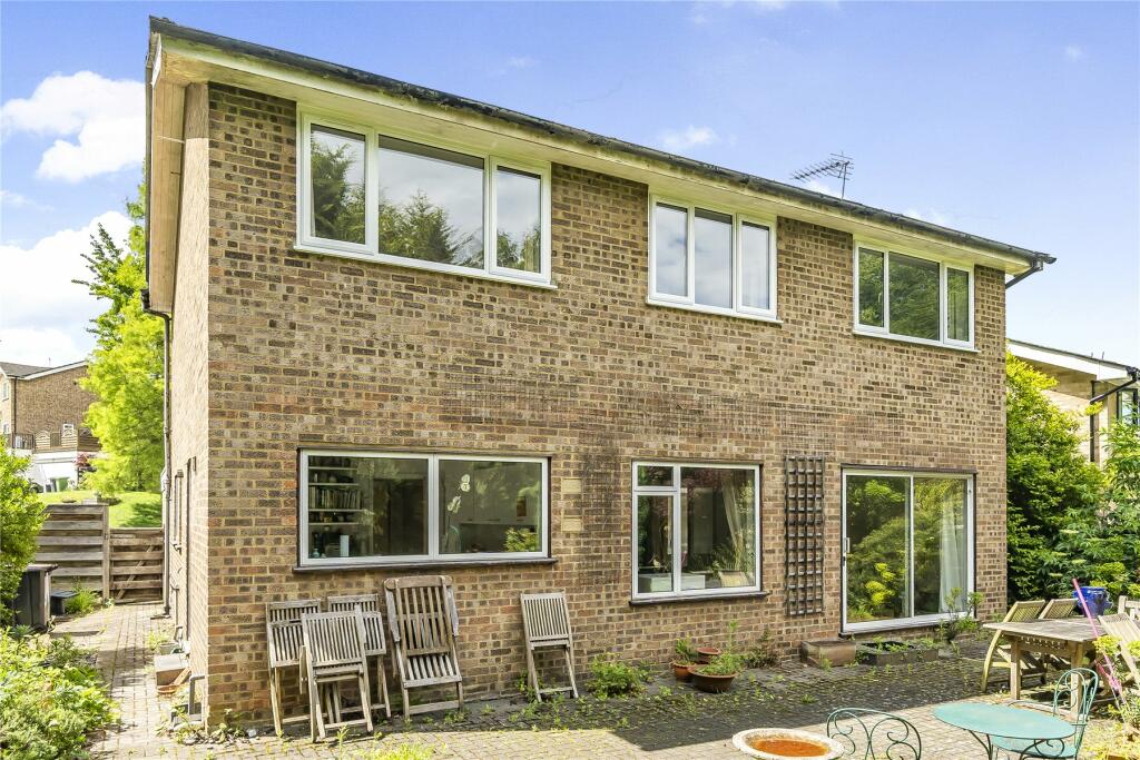 Additional property image - Hartley Close, Bromley