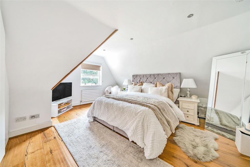 Additional property image - Chevender, Prince Imperial Road, Chislehurst