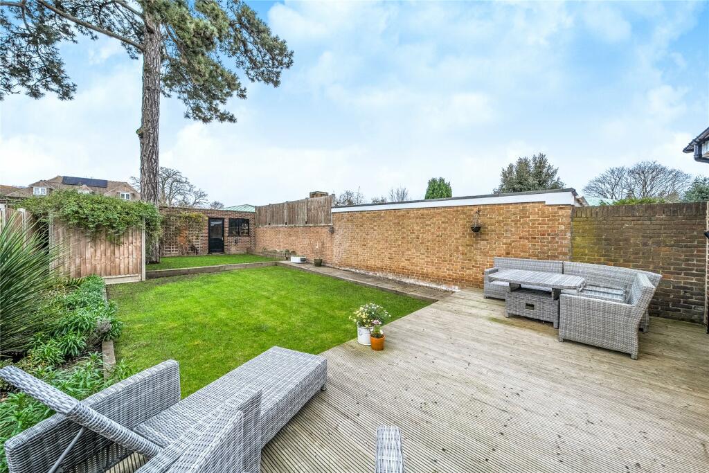 Additional property image - Bull Lane, Chislehurst