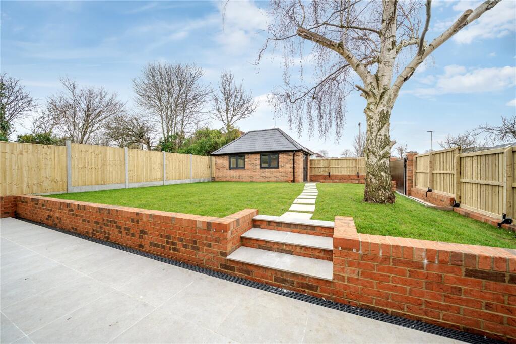Additional property image - Downs Avenue, Chislehurst