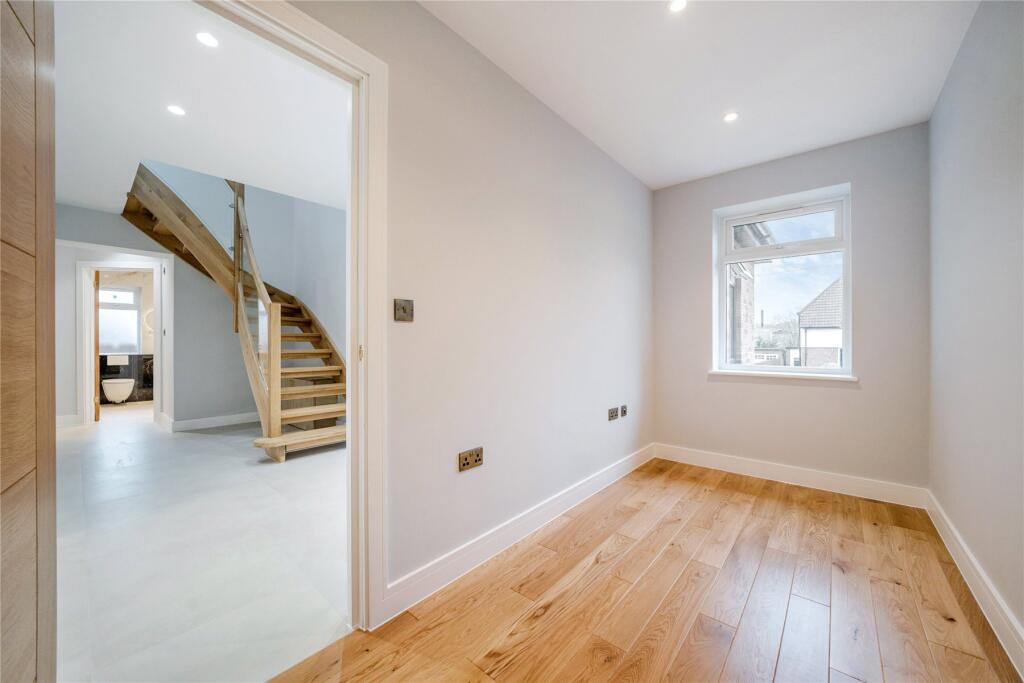 Additional property image - Downs Avenue, Chislehurst