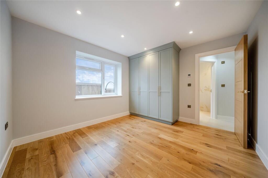 Additional property image - Downs Avenue, Chislehurst