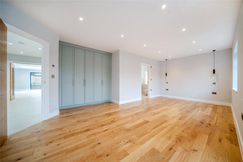 Additional property image - Downs Avenue, Chislehurst