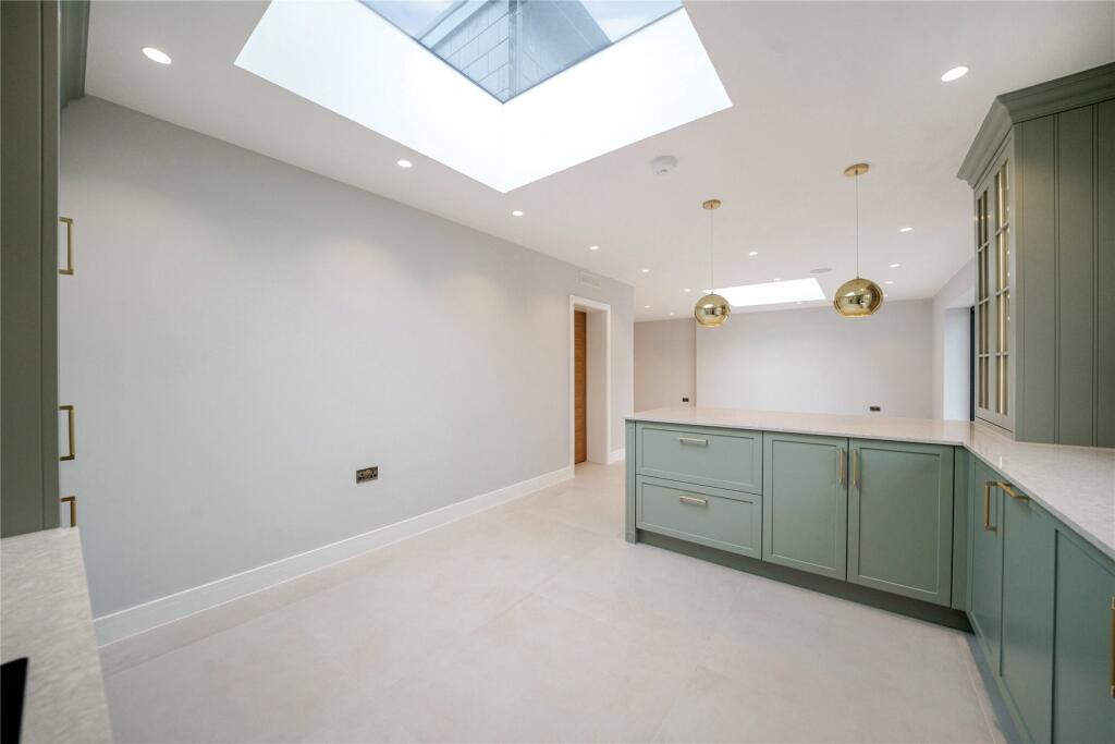 Additional property image - Downs Avenue, Chislehurst