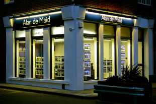 Alan de Maid, Chislehurstbranch details