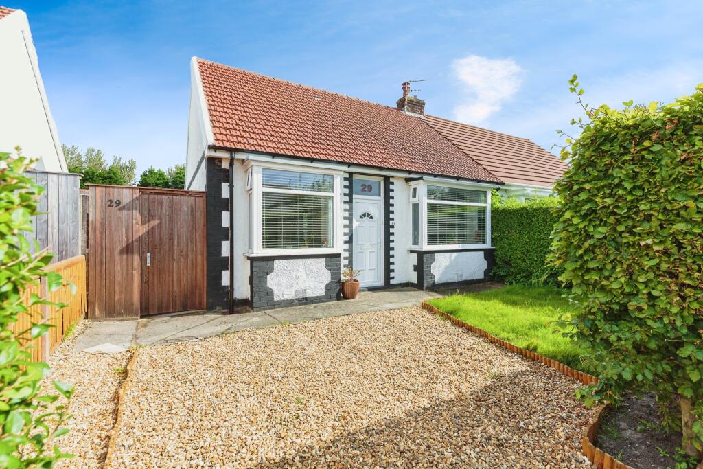 Main image of property: Stanah Gardens, Thornton-Cleveleys, Lancashire, FY5