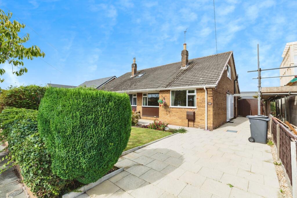 Main image of property: Wordsworth Avenue, THORNTON-CLEVELEYS, Lancashire, FY5