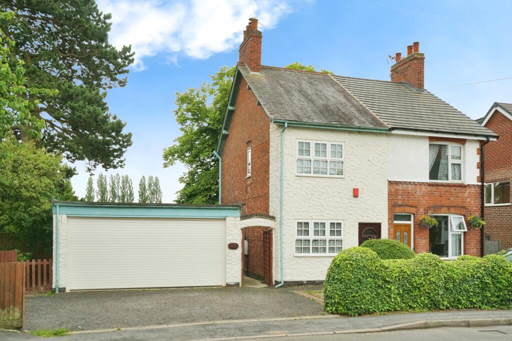 3 bedroom semidetached house for sale in Church Lane, Whitwick, Coalville, Leicestershire, LE67