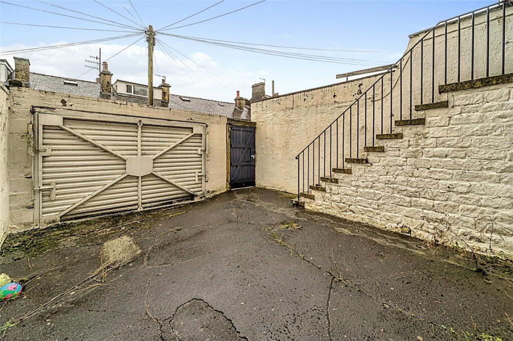 3 bedroom terraced house for sale in Brown Street East, Colne