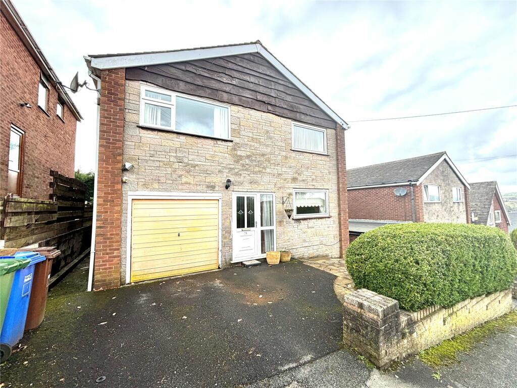 4 bedroom detached house for sale in Dunderdale Avenue, Nelson