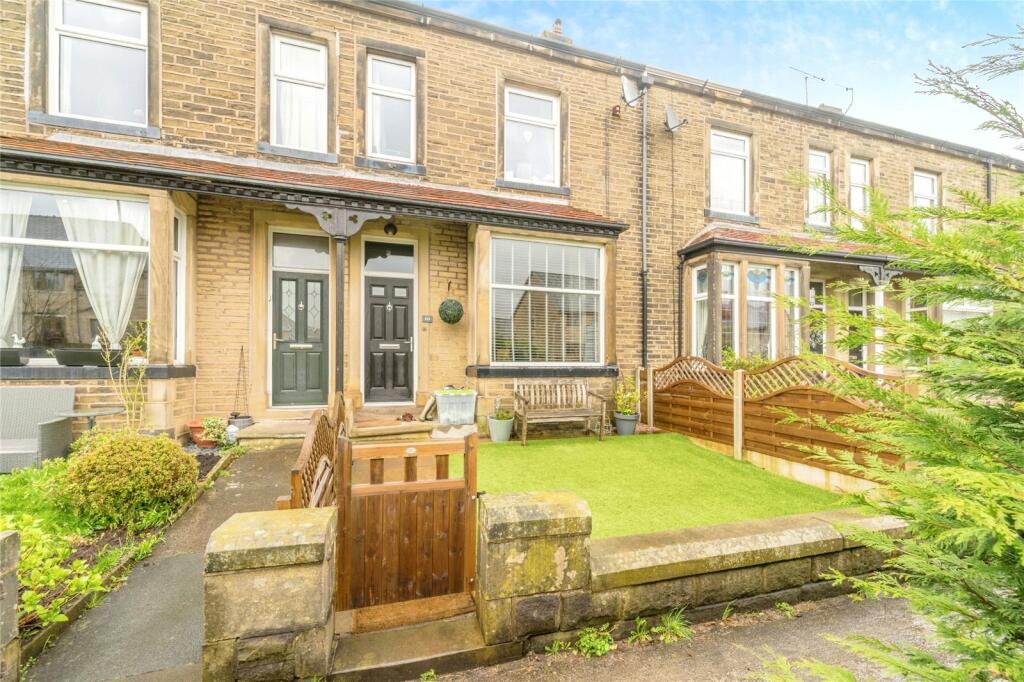 4 bedroom terraced house for sale in Keighley Road, Colne, Lancashire, BB8