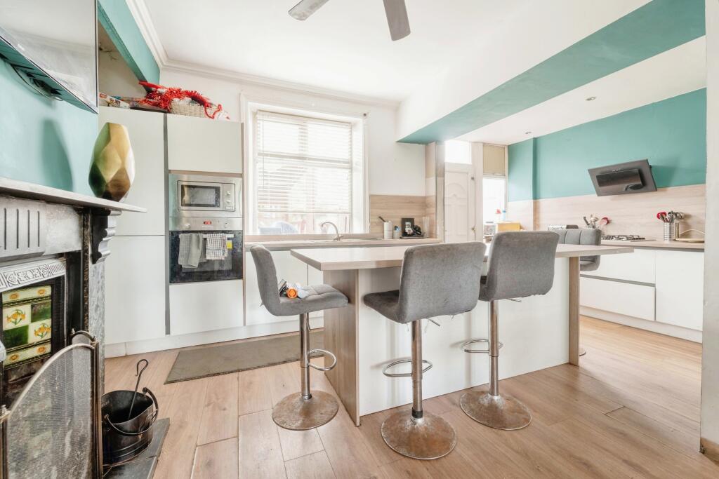 Additional property image - Chatham Street, Colne, Lancashire, BB8