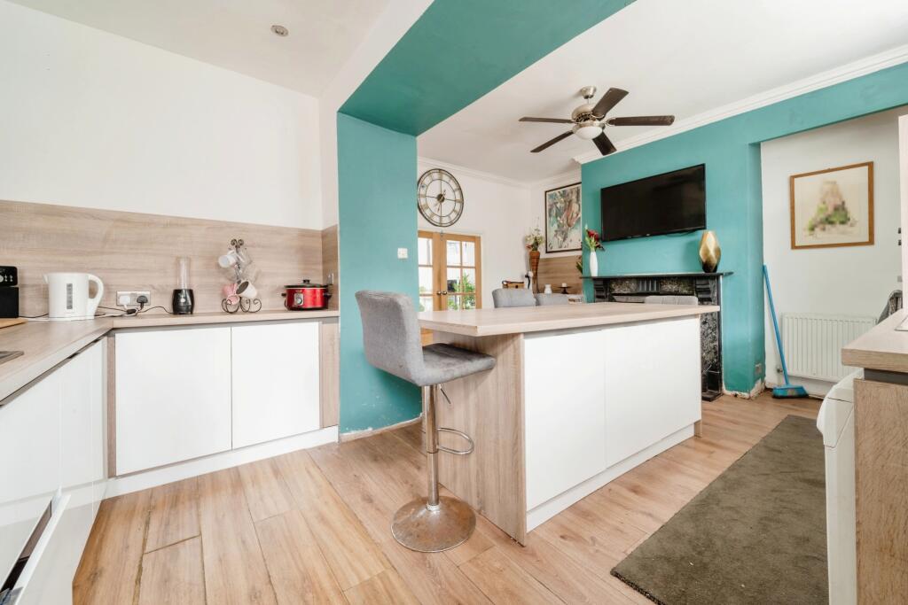 Additional property image - Chatham Street, Colne, Lancashire, BB8