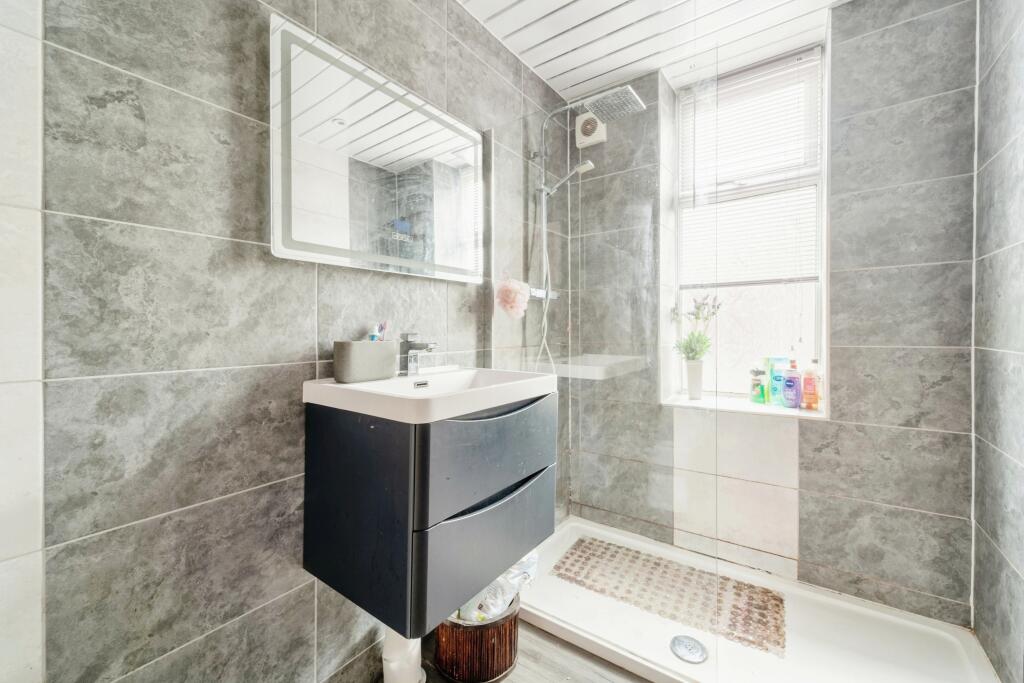 Additional property image - Chatham Street, Colne, Lancashire, BB8