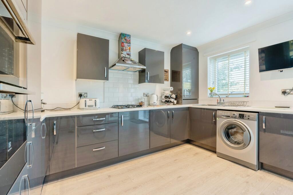 Additional property image - Buttercup Close, Foulridge, Colne, Lancashire, BB8