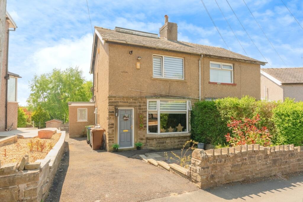 Main image of property: Marsden Grove, Brierfield, Nelson, Lancashire, BB9