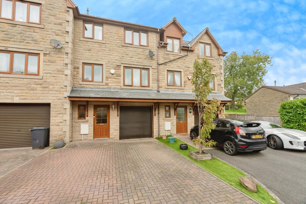 Main image of property: Standroyd Court, Colne, Lancashire, BB8