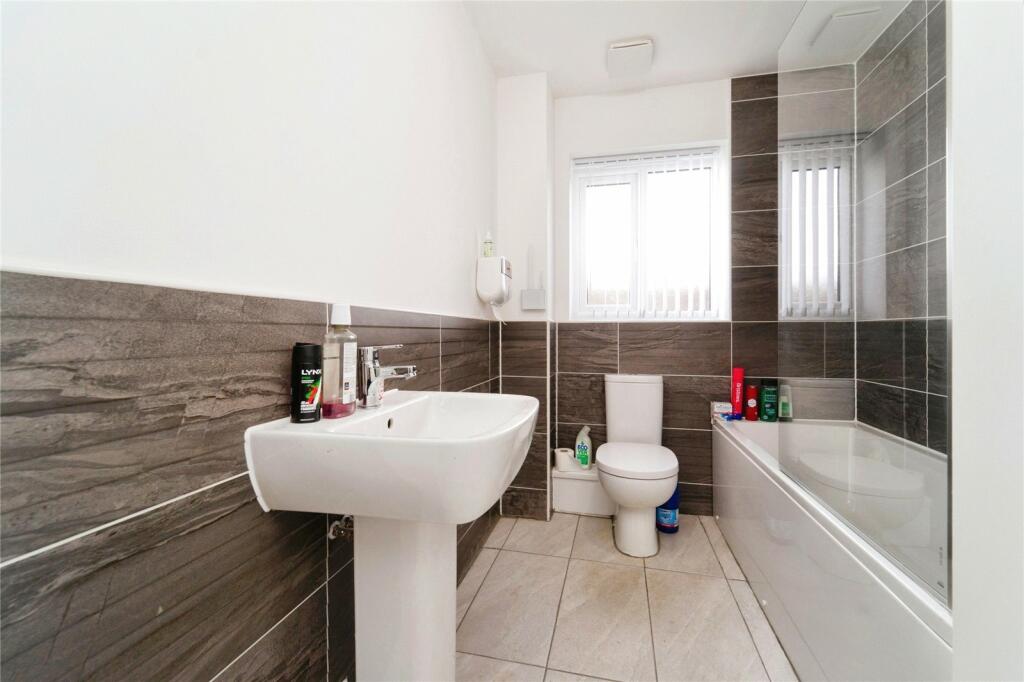 Additional property image - Tum Hill Close, Colne, BB8
