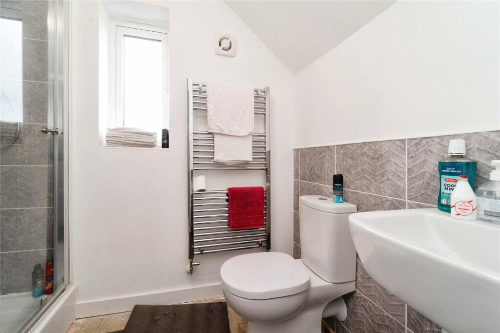 Additional property image - Tum Hill Close, Colne, BB8