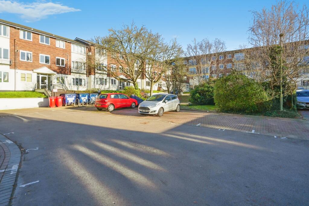 1 bedroom flat for sale in Lizmans Court, Silkdale Close, Oxford, Oxfordshire, OX4