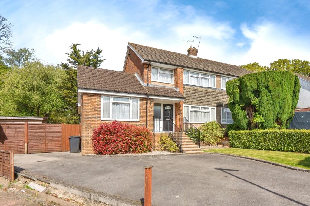 Main image of property: Briar Close, Waterlooville, Hampshire, PO8
