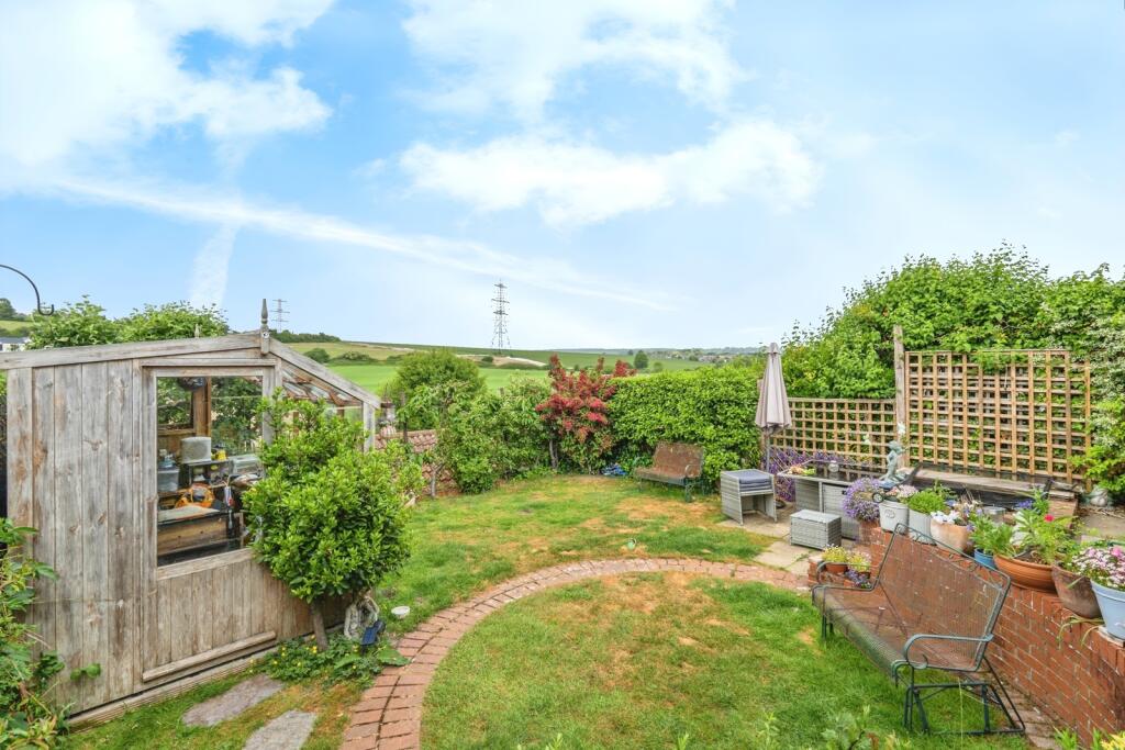 Main image of property: Derwent Close, Waterlooville, Hampshire, PO8