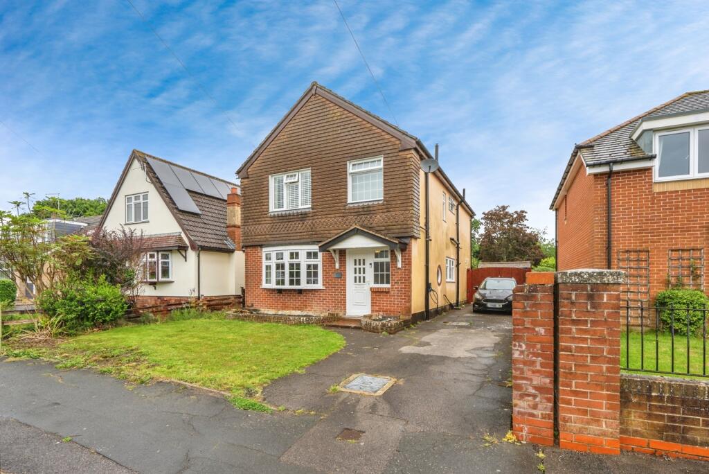 Main image of property: Padnell Road, Waterlooville, Hampshire, PO8