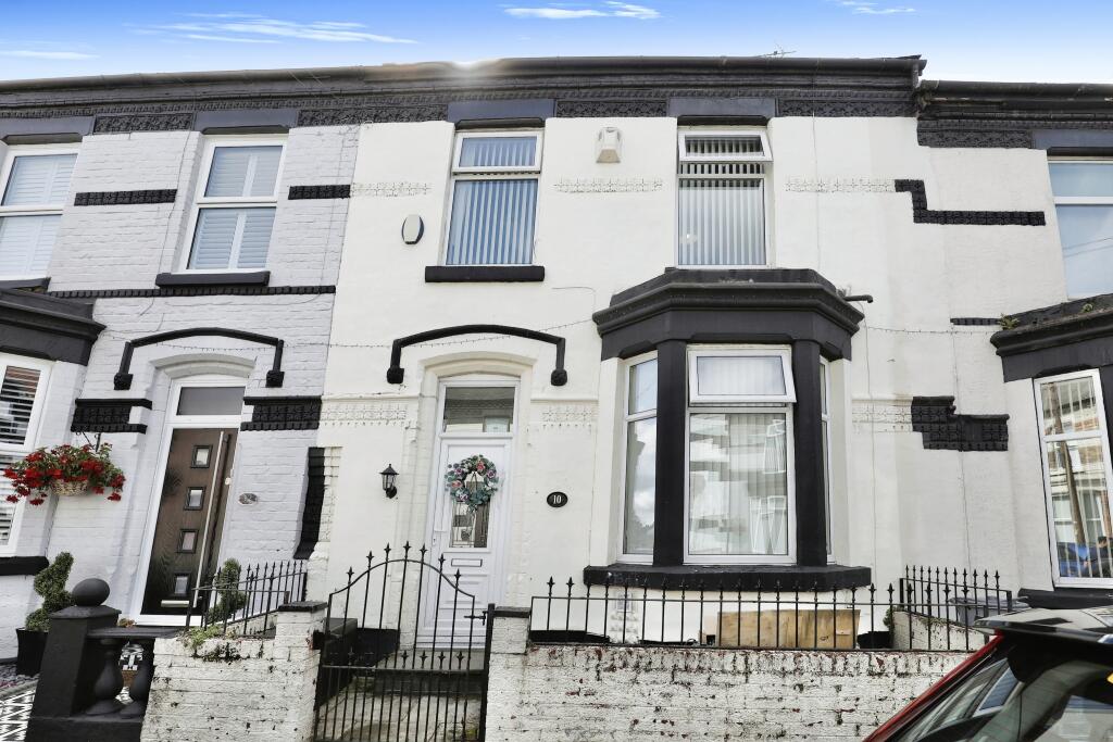 3 bedroom terraced house for sale in Towcester Street, Liverpool