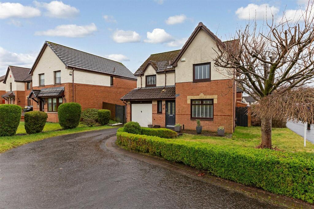 4 bedroom detached house for sale in Belleisle Drive, Cumbernauld