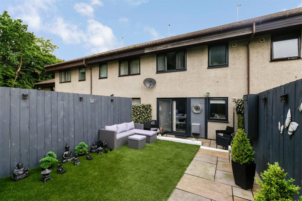 3 bedroom terraced house for sale in Woodland Way, Cumbernauld, Glasgow