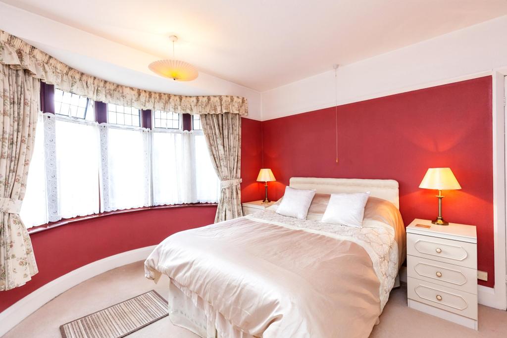 5 bedroom detached house for sale in Doles Lane, Findern, Derby