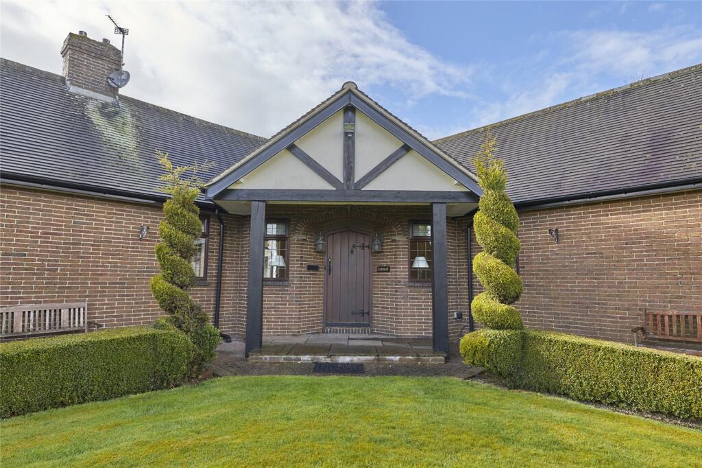 3 bedroom bungalow for sale in Heanor Road, Smalley, Ilkeston