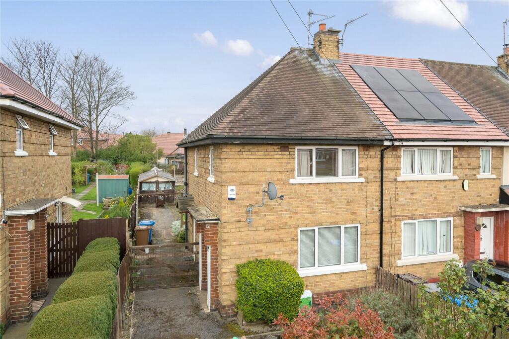 2 bedroom end of terrace house for sale in Mayfield Road, Chaddesden, Derby, Derbyshire, DE21