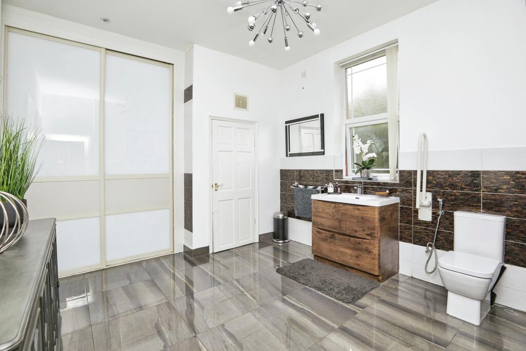 Additional property image - Burton Road, Derby, Derbyshire, DE23