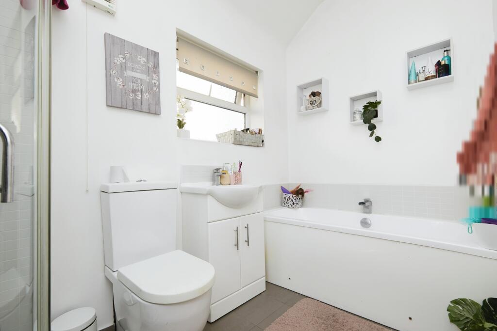 Additional property image - West Grove, Allenton, Derby, Derbyshire, DE24