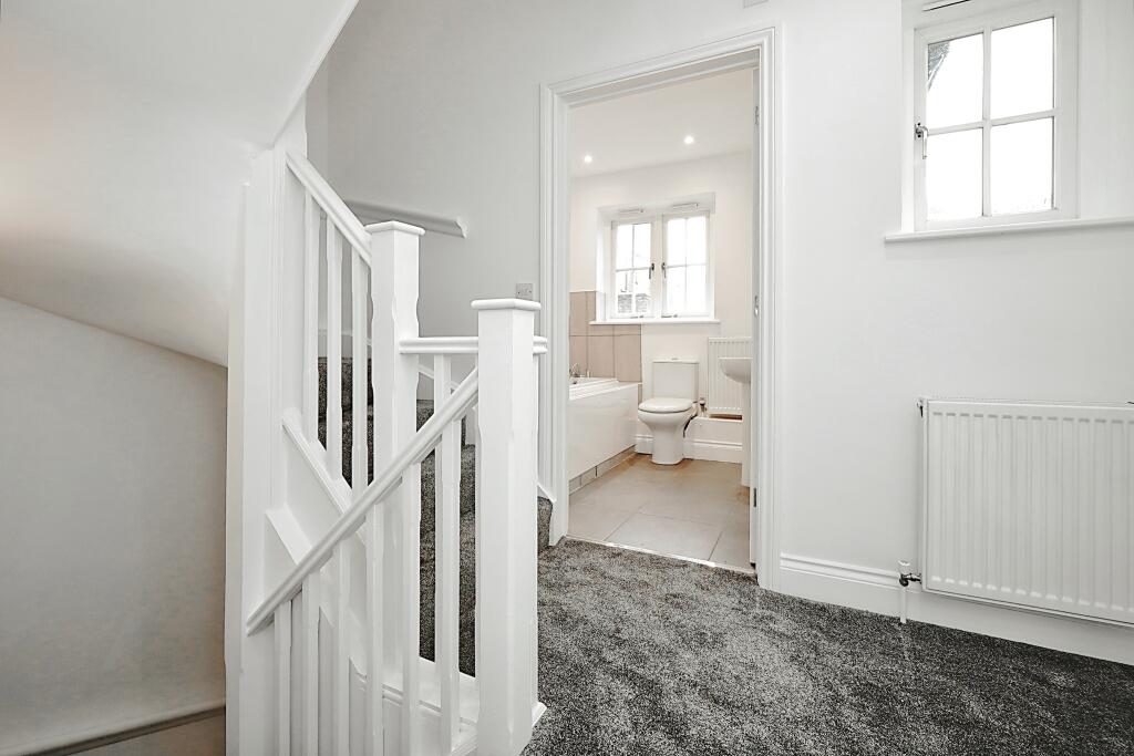 Additional image 7 of Queens Courtyard, Dover, CT17