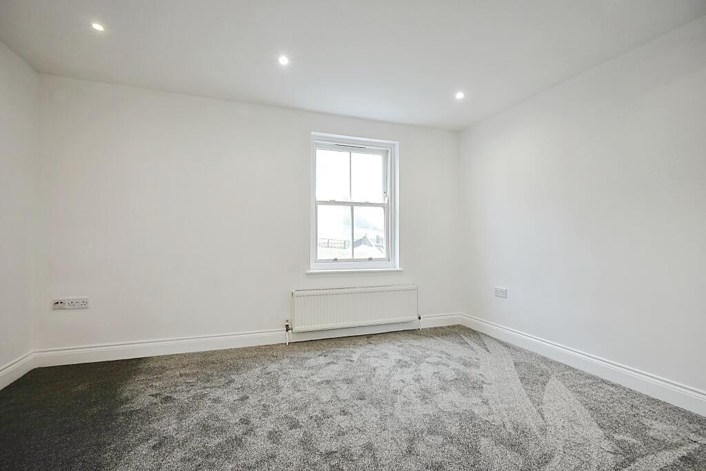 Additional image 11 of Queens Courtyard, Dover, CT17