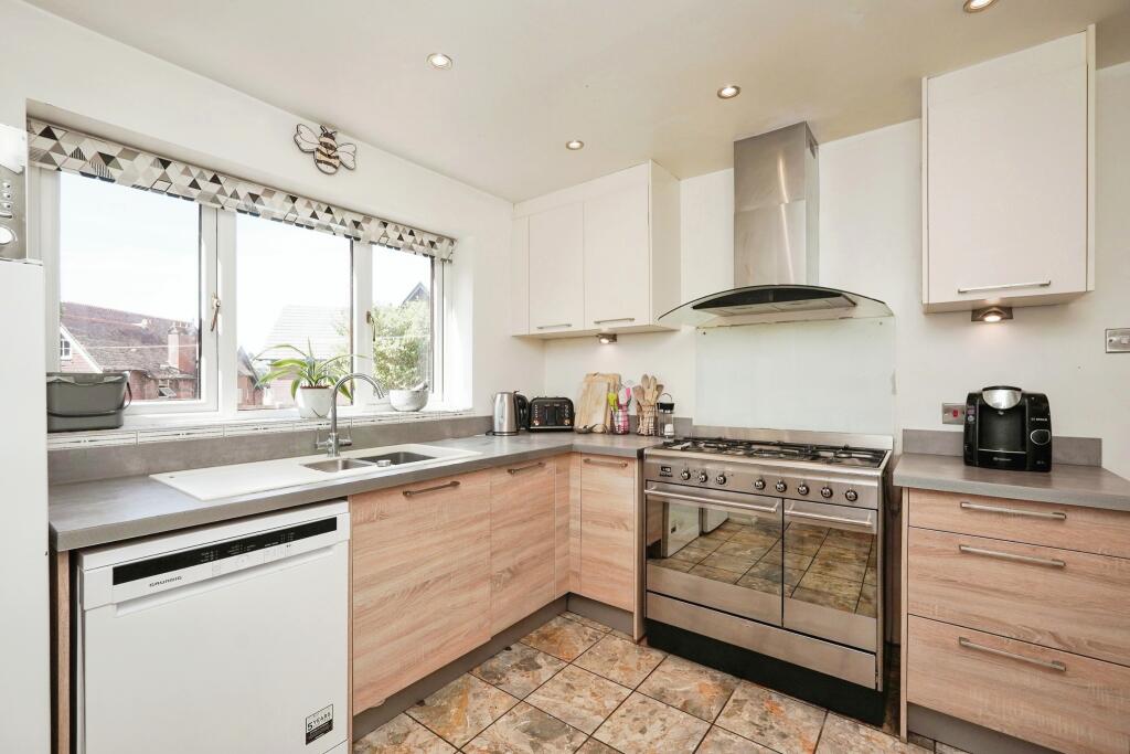 Additional image 10 of Castle Avenue, Dover, Kent, CT16