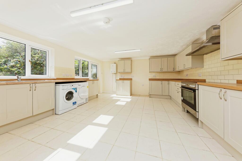 Additional image 5 of Castle Avenue, Dover, Kent, CT16