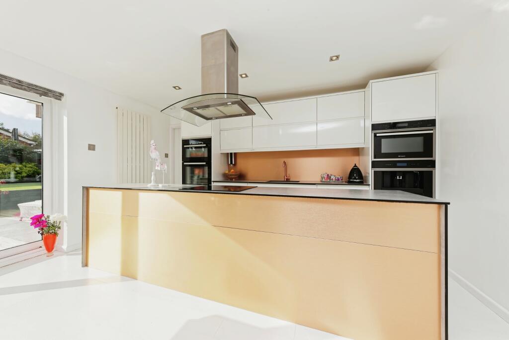 Additional property image - Meadow View Road, Shepherdswell, Dover, Kent, CT15