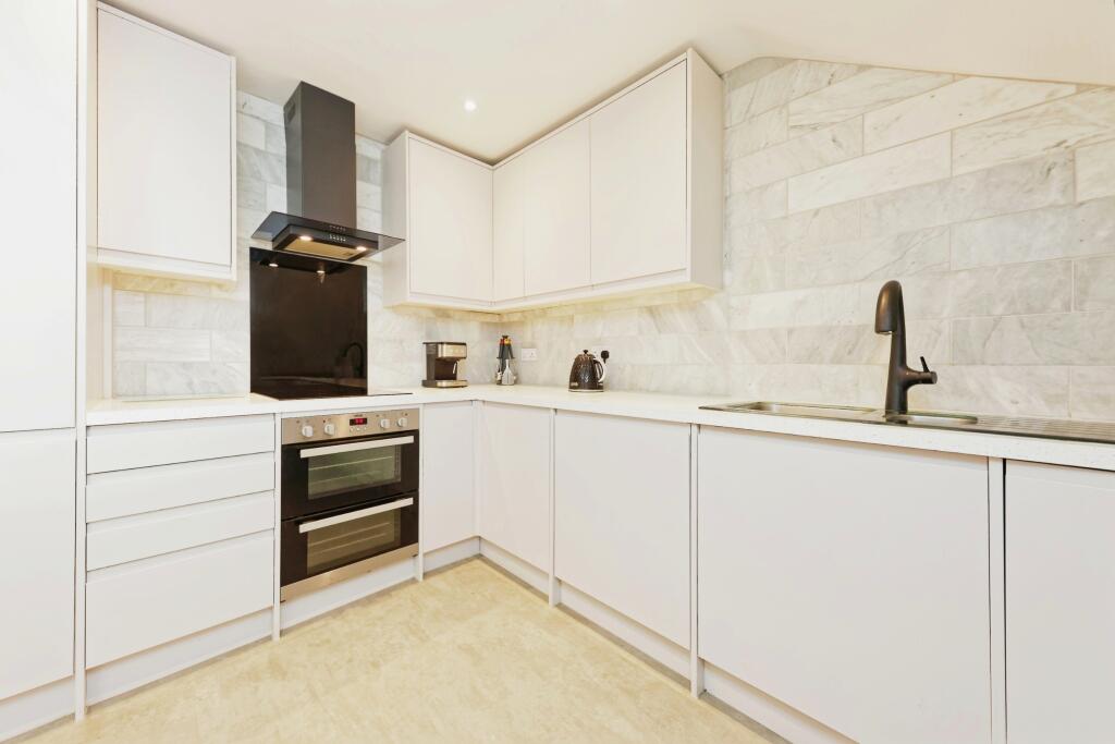 Additional image 6 of East Cliff, Dover, CT16