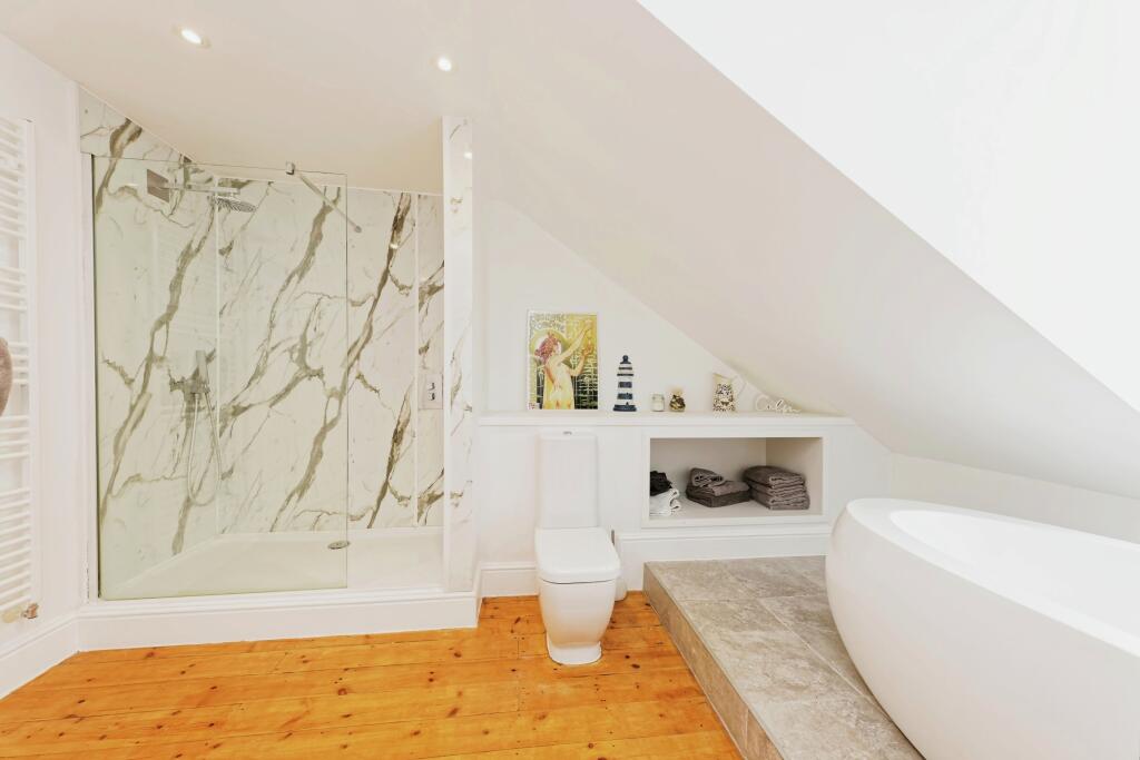 Additional image 11 of East Cliff, Dover, CT16