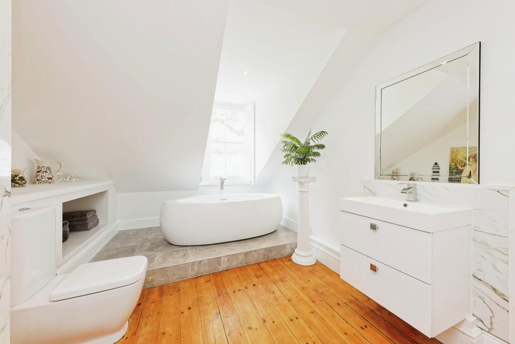 Additional image 14 of East Cliff, Dover, CT16